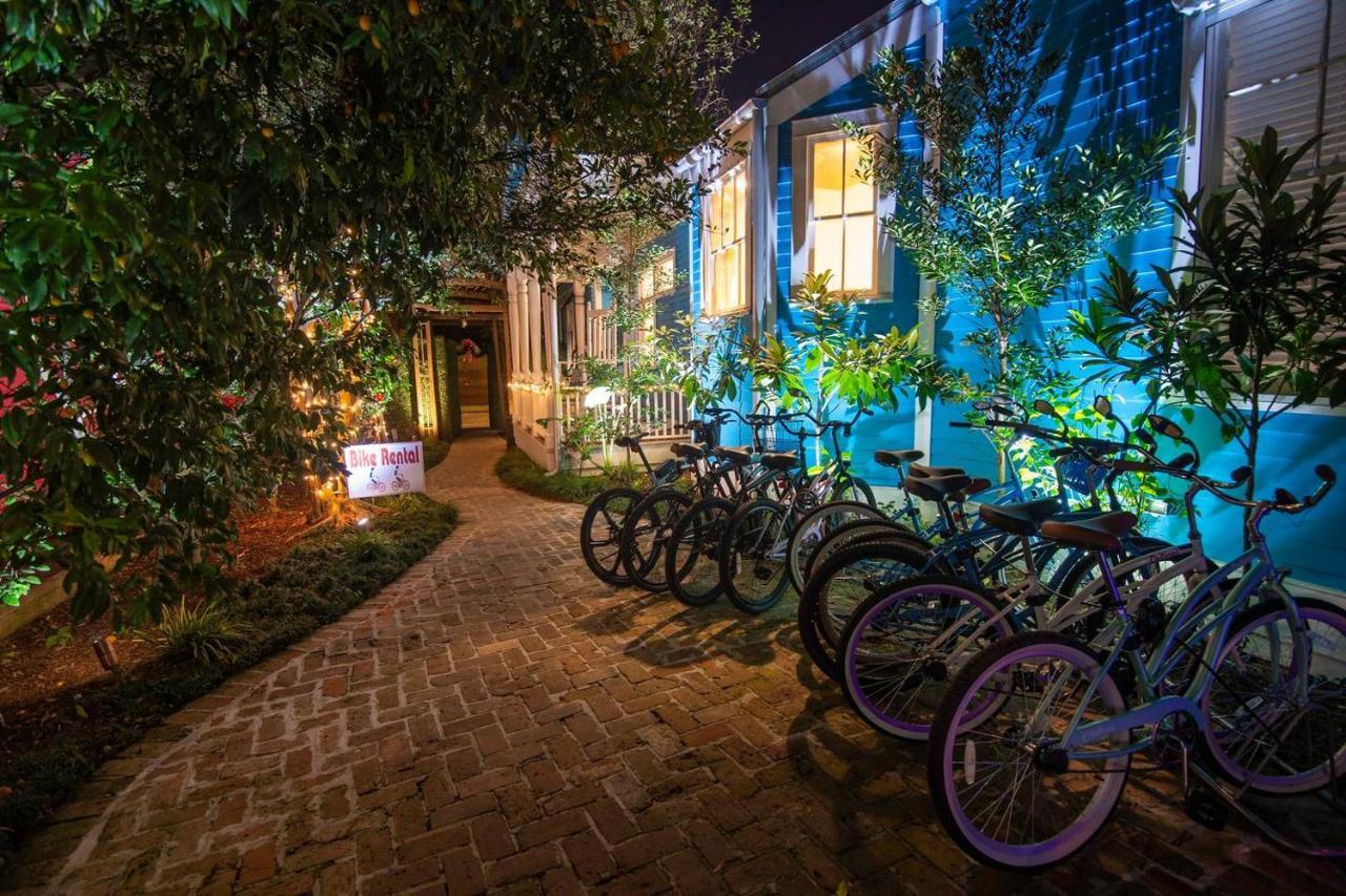 4 Bedroom - Sleeps 8! Best Location Next To Bourbon Street! Nova Orleães Exterior foto